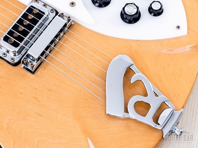 Rickenbacker 360 サンバースト1997年（純正ハードケース付き） Rickenbacker 360 サンバースト1997年（純正ハードケース付き） 【公式