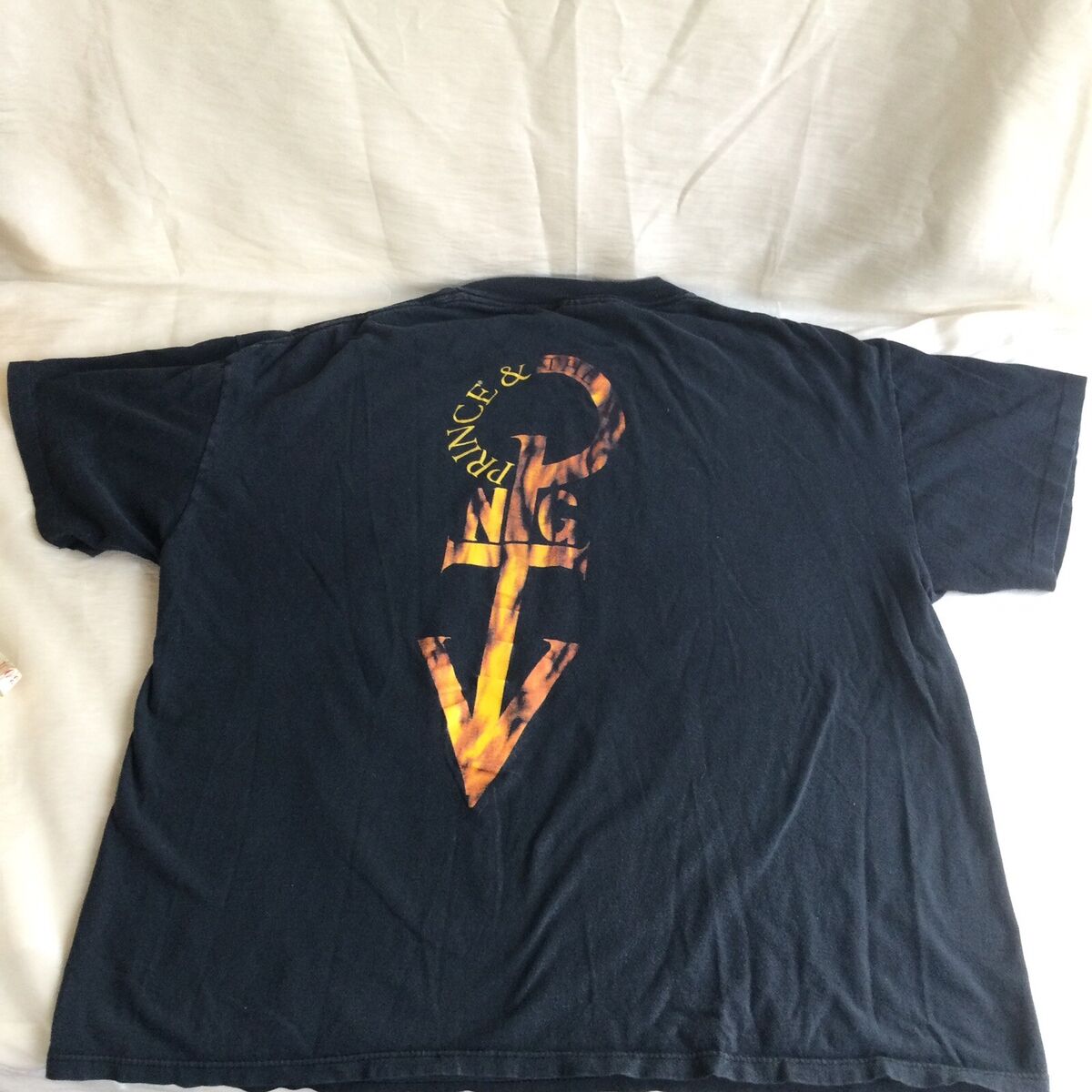 Vintage 1992 Prince Diamonds & Pearl Tour T-Shirt Single Vintage 1992 Prince Diamonds & Pearl Tour T-Shirt Single