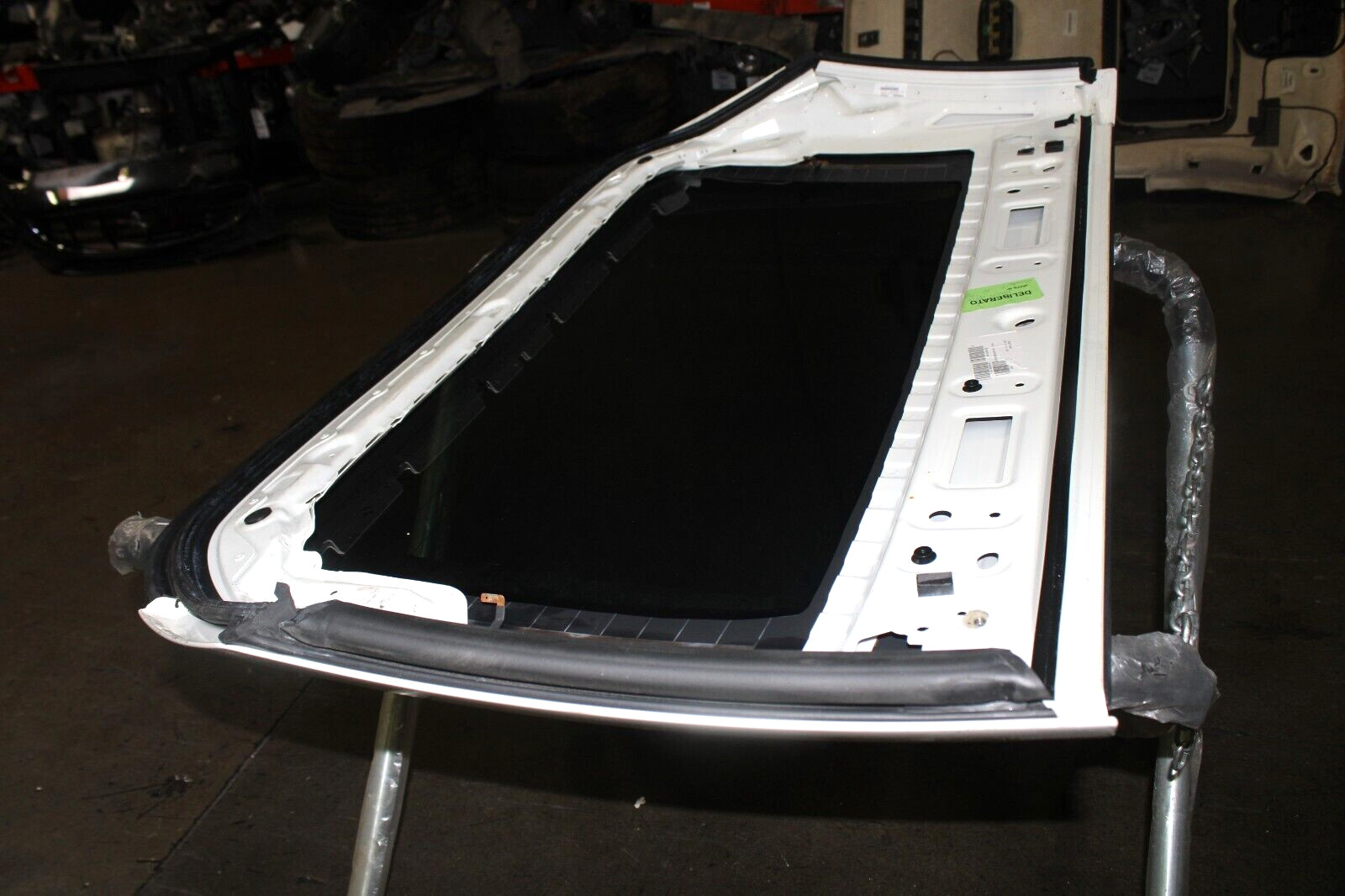 Ferrari California, Rear Roof Panel w/Back Glass, Used, P/N 80323500 81861211