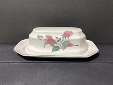 MIKASA SILK FLOWERS Covered Butter Dish (B12-012025-2.49e)