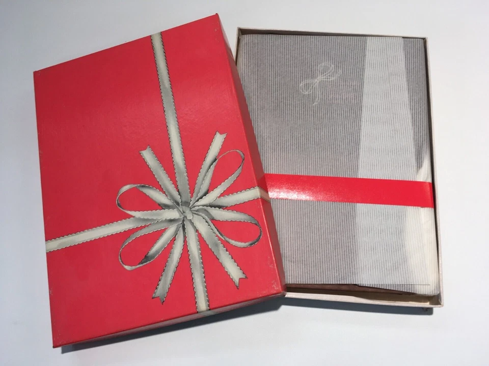 1双复古平底针织尼龙长袜9 1/2 x 27英寸无缝娇小Van Raalte — 第 4/4 张图片