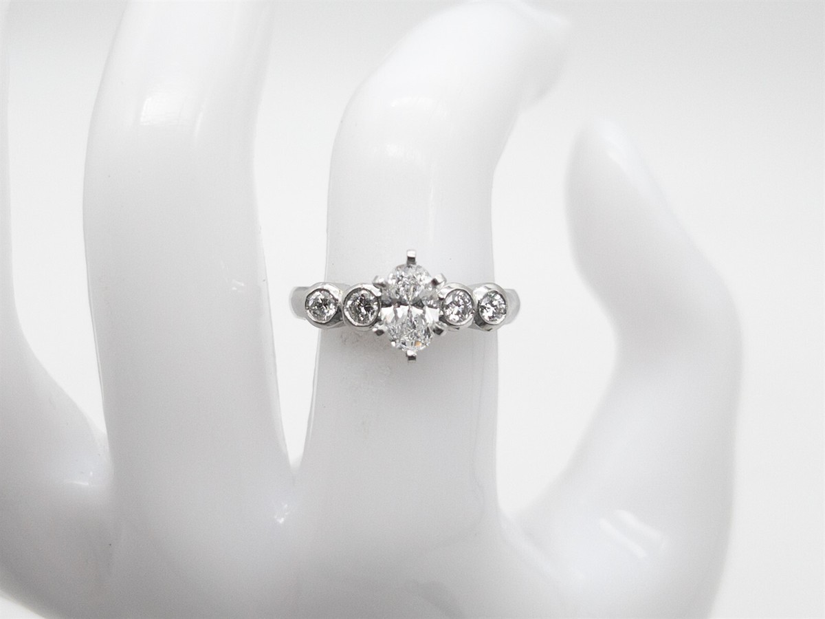 $6000 OVAL CUT Si1 H Natural Diamond Platinum Wedding Ring