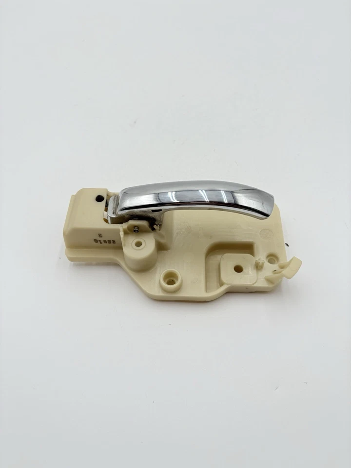 ⭐️ 2011 - 2017 吉普爱国者左后门把手原始设备制造商 — 第 2/3 张图片