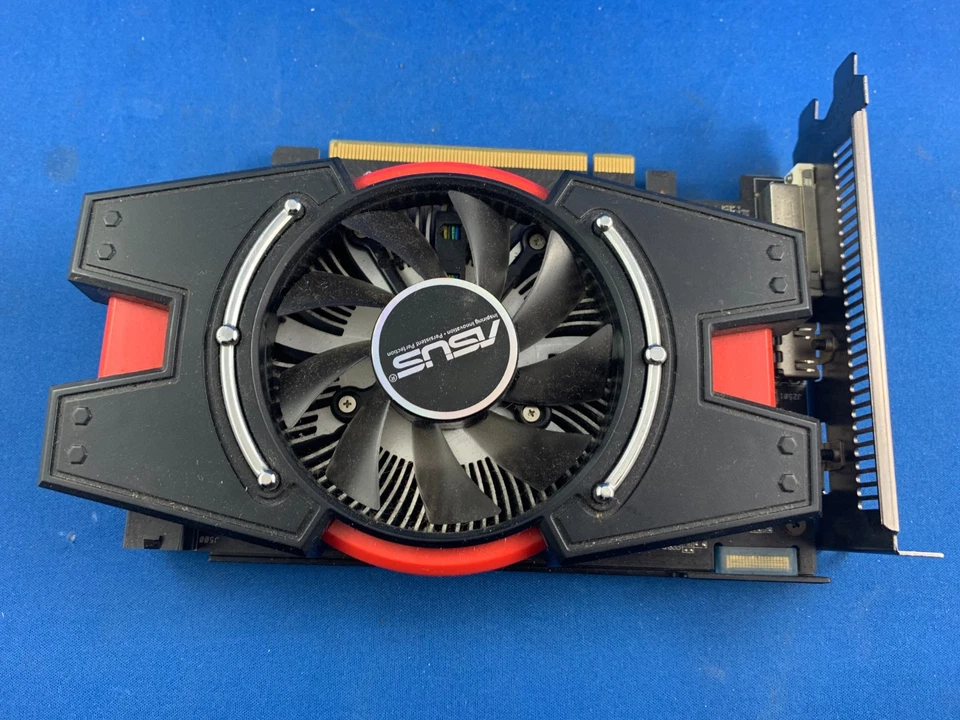 Asus HD7770-1GD5 1GB GDDR5 PCI-E Graphics Card with HDMI / Dport / DVI OUT (VGC) - Image 3 of 4