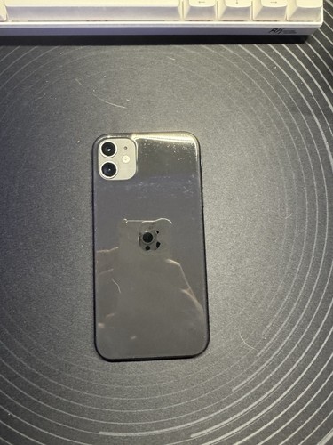 Iphone 11 black- mint condition - Picture 2 of 2