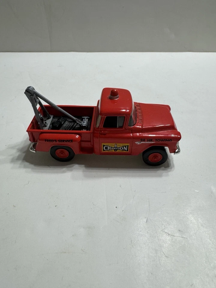 MATCHBOX COLLECTIBLES #783324 1955 CHEVROLET PICKUP CHAMPION GAS TOWING TRUCK-VI - Image 4 of 4