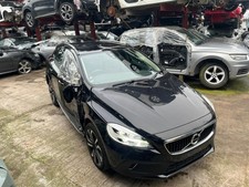 VOLVO V40 BREAKING 2019 T3 CROSS COUNTRY PRO MK3 1.5 PETROL AUTO