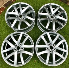 VXR8 19" Wheel - full set in excellent original condition (no kerbing)
