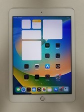 Apple iPad 9.7 5th Gen 2017 32GB Silver A1823 Wi-Fi only Discounted zW1153