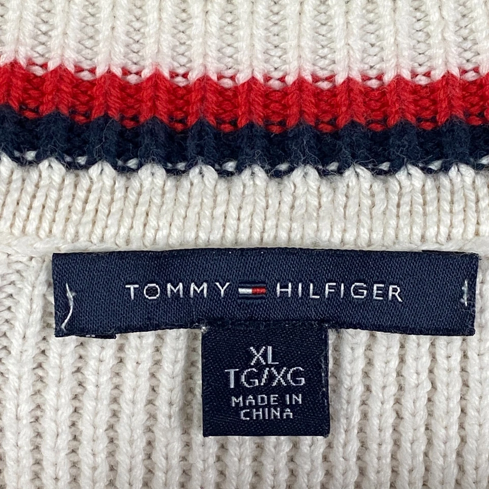 Suéter Tenis Tommy Hilfiger Tejido con Cable Cuello en V Talla XL Rojo Marfil y Azul Foto 4 de 4