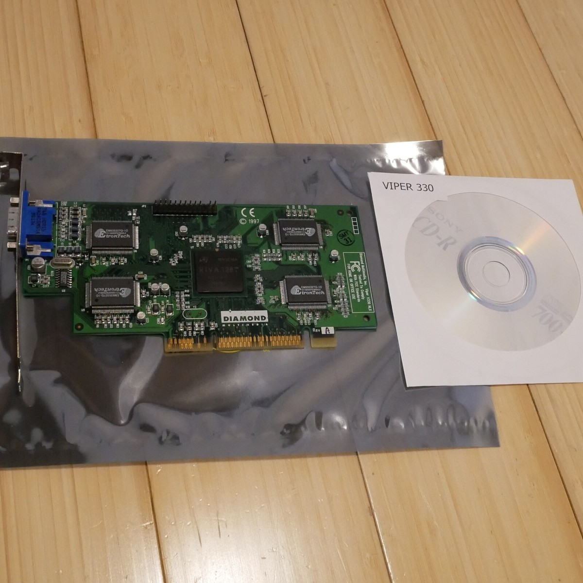 Diamond Viper V330 nVidia RIVA 128 4MB AGP NLX Video Card Driver