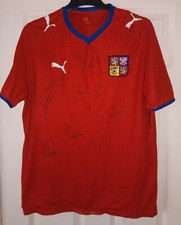 Mens Football Shirt Czech Republic TEAM SIGNED 2022 LEGENDS Koller Ujfaluši Rada