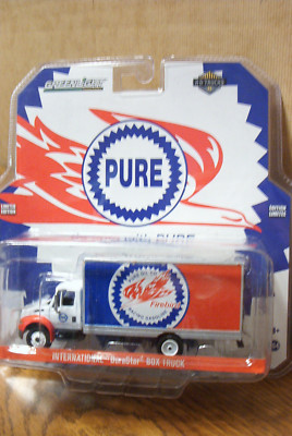 GREENLIGHT 2017 HD Truck Pure Oil Co. International DuraStar Box Truck #33110-C