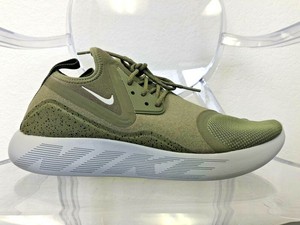 nike lunar essential