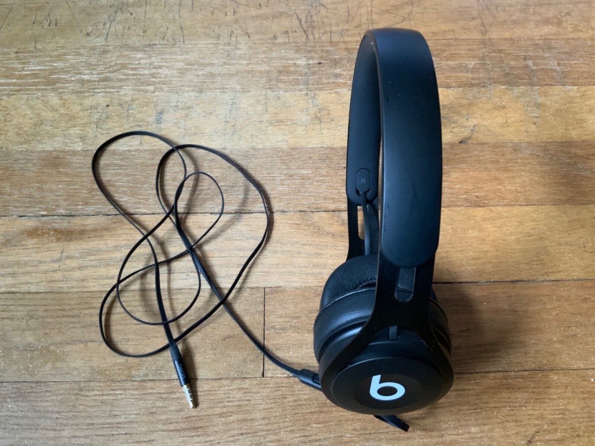 BEATS BY DR. DRE EP ON THE EAR HEADPHONE BLACK APPLE HEADPHONES