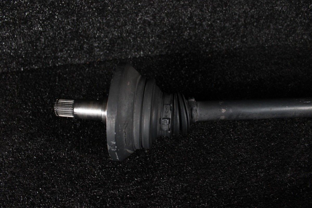 MERCEDES C63 AMG Axle Shaft Rear Left LH 4.0L A2053503718 2017