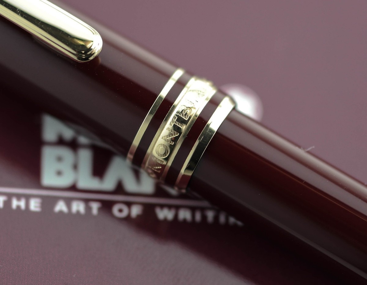 Montblanc Meisterstuck Bordeaux 144R Fountain Pen w/ Collectors
