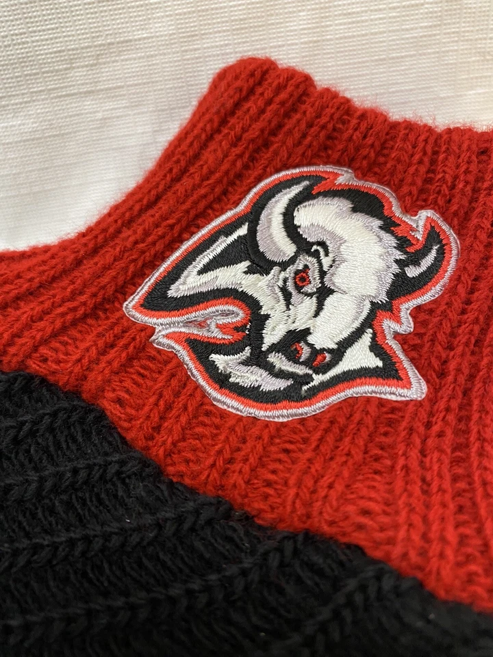 NHL Buffalo Sabres Sweater Slipper Socks Adult One Size Black Red NWT - Image 3 of 3