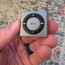 Apple iPod Shuffle 4th Gen 2GB Black - Read - A1373