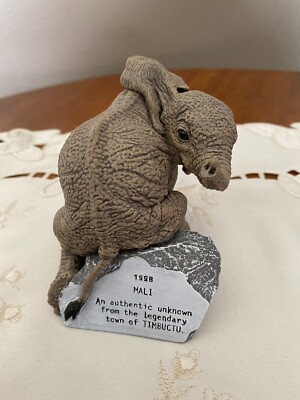Elephant ''Mali'' Figurine Martha Carey Marty The Herd 1998 Stone Attached