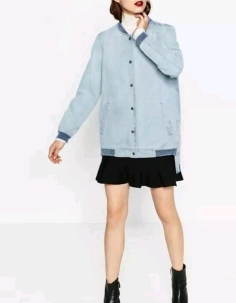 Zara Oversized denim Bomber jacket  Snap Front Sz M