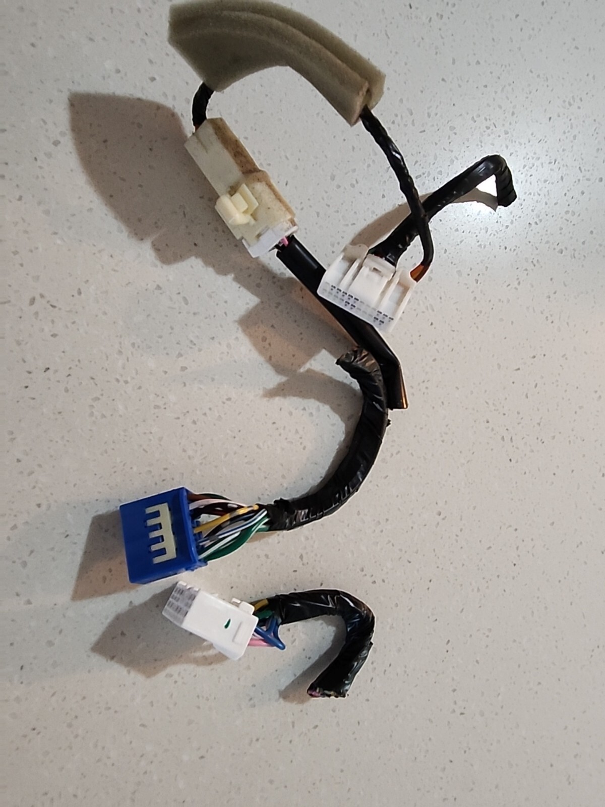 subaru-legacy-harman-kardon-amplifier-pigtails-2010-2011-2012-2013-2014