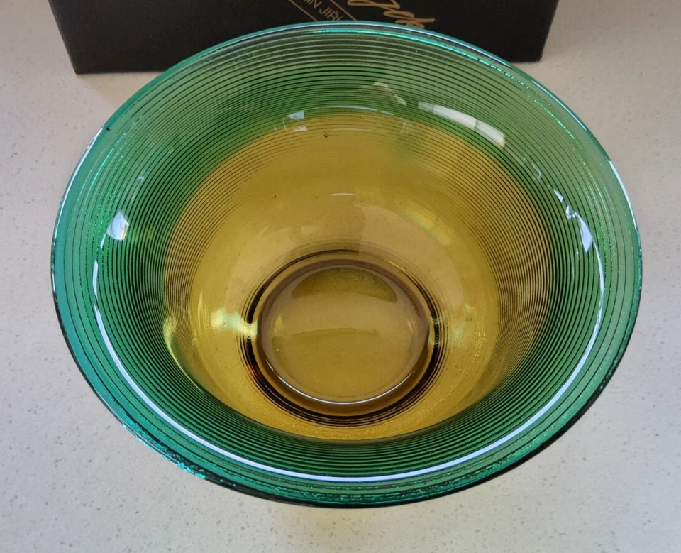 BOHEMIA GLASS BOWL DESIGNED BY JIRI SUHAJEK CZECH 14.5CM - NO BOX - image 2 of 3