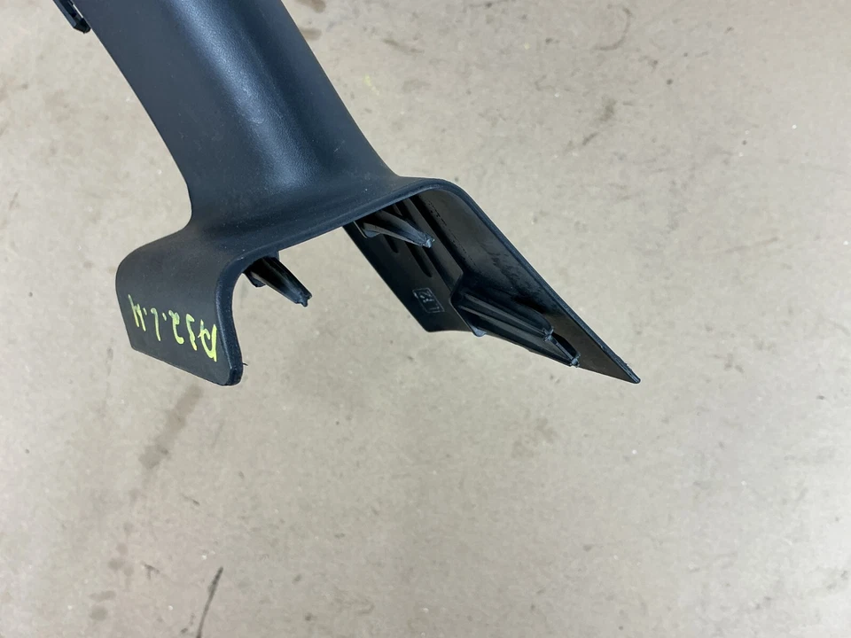 Audi A6 Quattro 2012-2018 trasero izquierdo maletero bisagra guía cubierta 4G5971821 OEM Foto 3 de 4