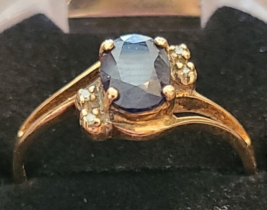 Gorgeous 10K Yellow Gold, Blue Sapphire, and Diam… - image 1