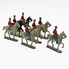 7 Cast Lead Semi-Flat Cavalry Toy Soldiers
