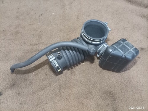 Ansaugschlauch zur Drosselklappe MR212888 Mitsubishi Galant VI 2002 EA 2.5 V6