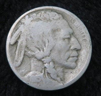1915 Buffalo Nickel * Two Feathers Variety * Neat * 5973