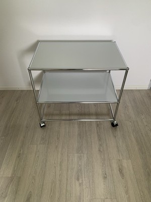 USM Haller Rollwagen / Servierwagen   Lichtgrau   77 x 52 x 69 cm