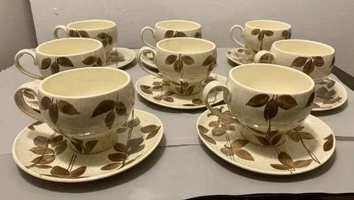 8 Red Wing pottery Tampico cups and saucers - NR!