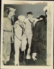 1948 Press Photo Rescuers bring ashore survivor of the liberty launch in Norfolk — photo 1