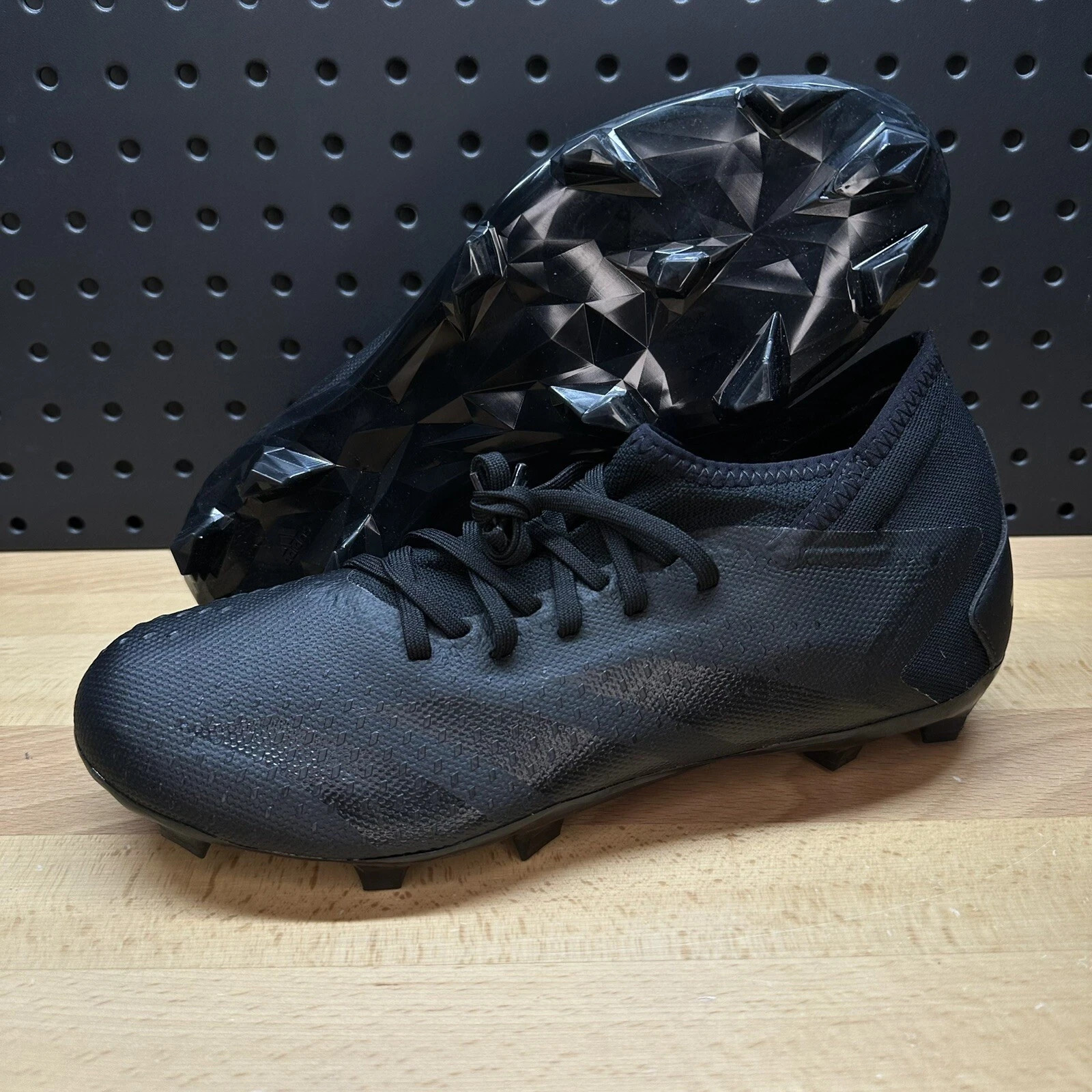 Adidas Predator Accuracy3 FG Nightstrike Pack Soccer Cleats GW4593 Mens Size 7 9690₽