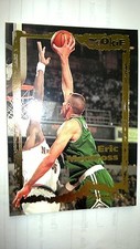 1995 Skybox Rookie Card ERIC MONTROSS. rookie card picture