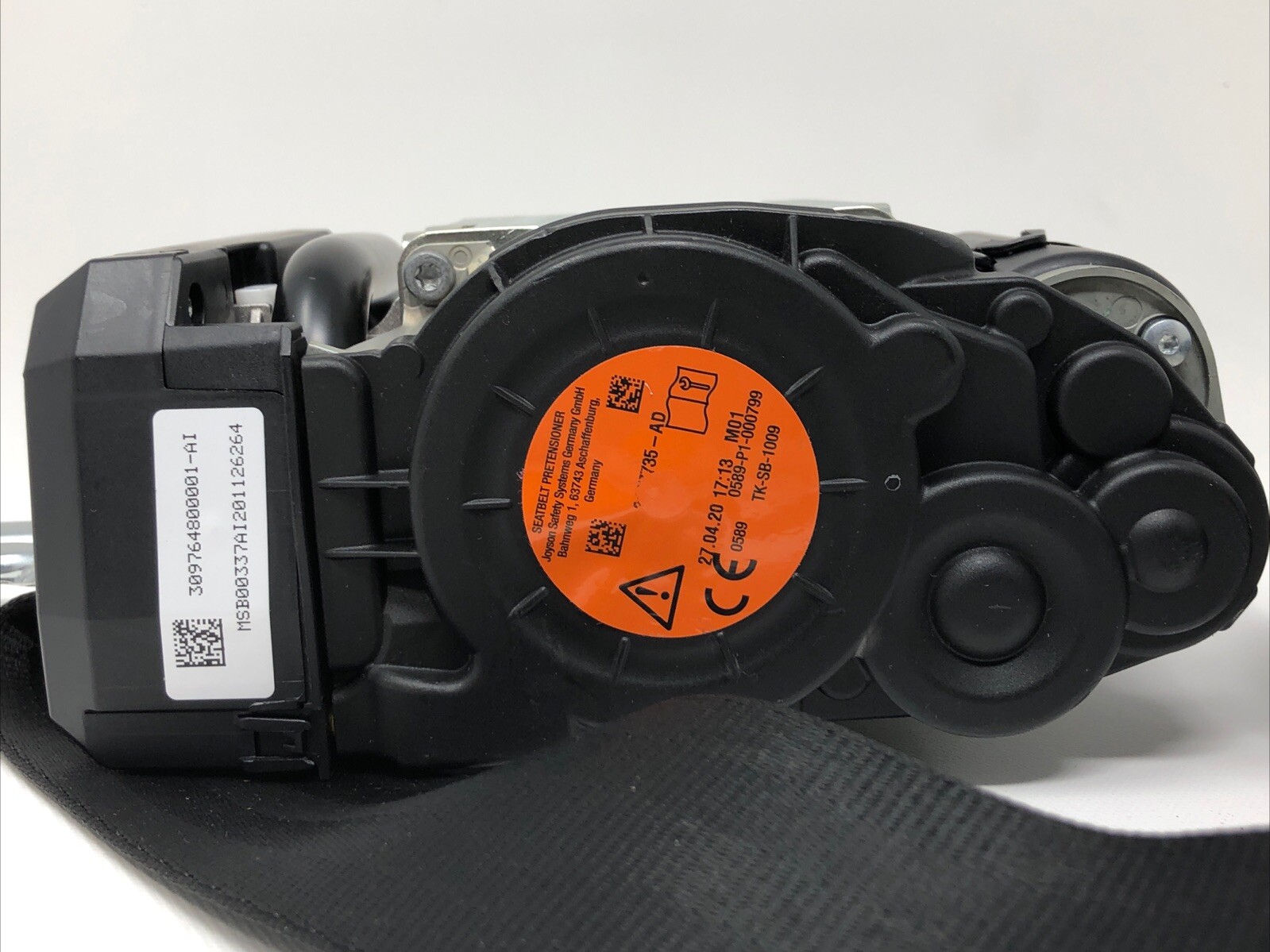 2019-2023 Lamborghini Urus Three-Point Automatic Seat Belt