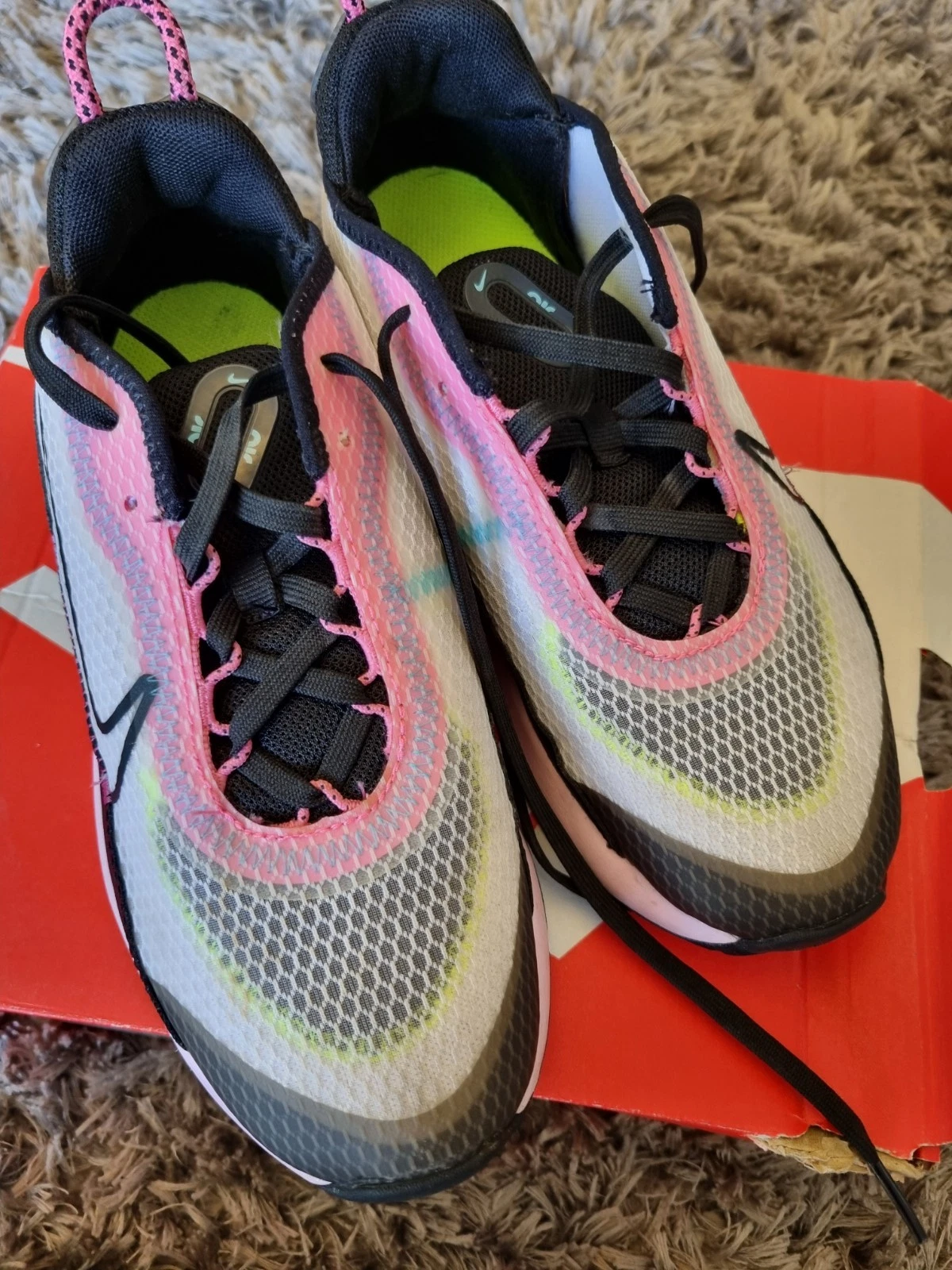 Nike Air Max taglia 3