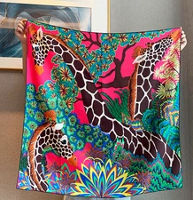 Pure 14 Momme Twill Silk Scarf Shawl Neckerchief Double Face giraffe Print 35''