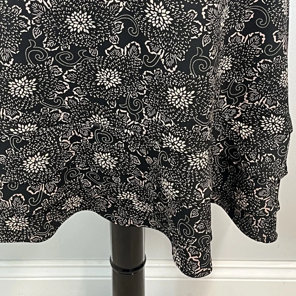 Context Woman Skirt Plus size 2X Black Brown Floral Slinky Knee A Line Modest - Image 4 of 4