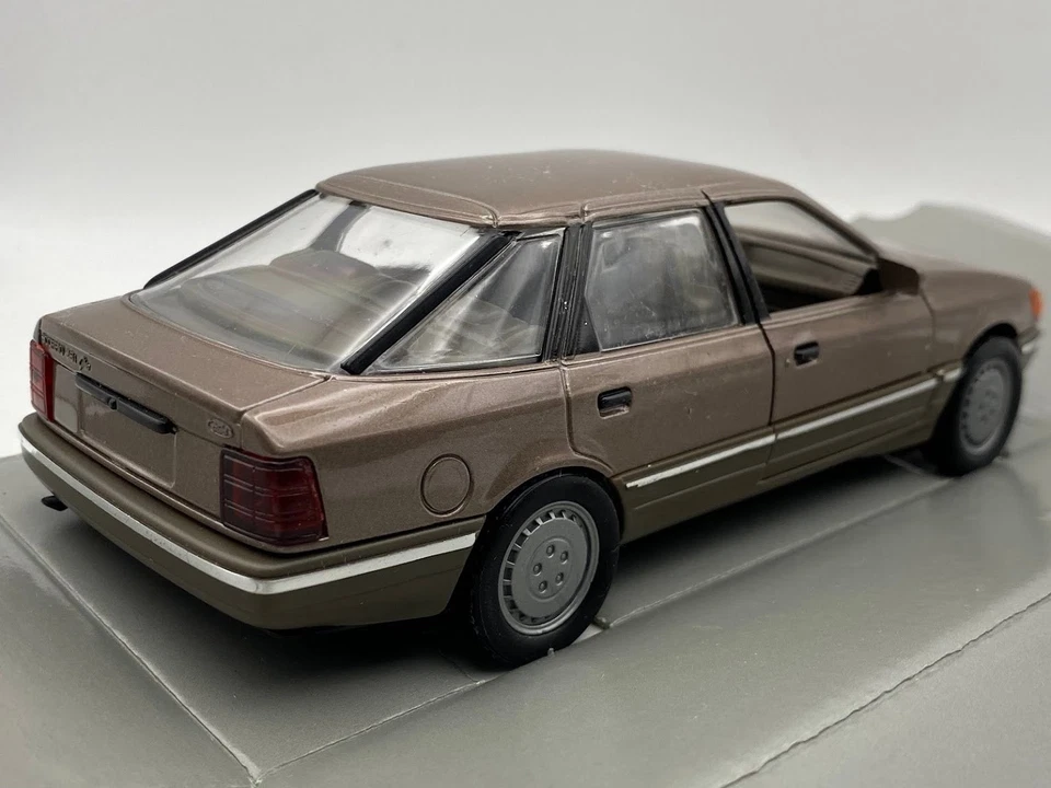 #02 SCHABAK Ford SCORPIO 1:25 diecast - Immagine 2 di 4