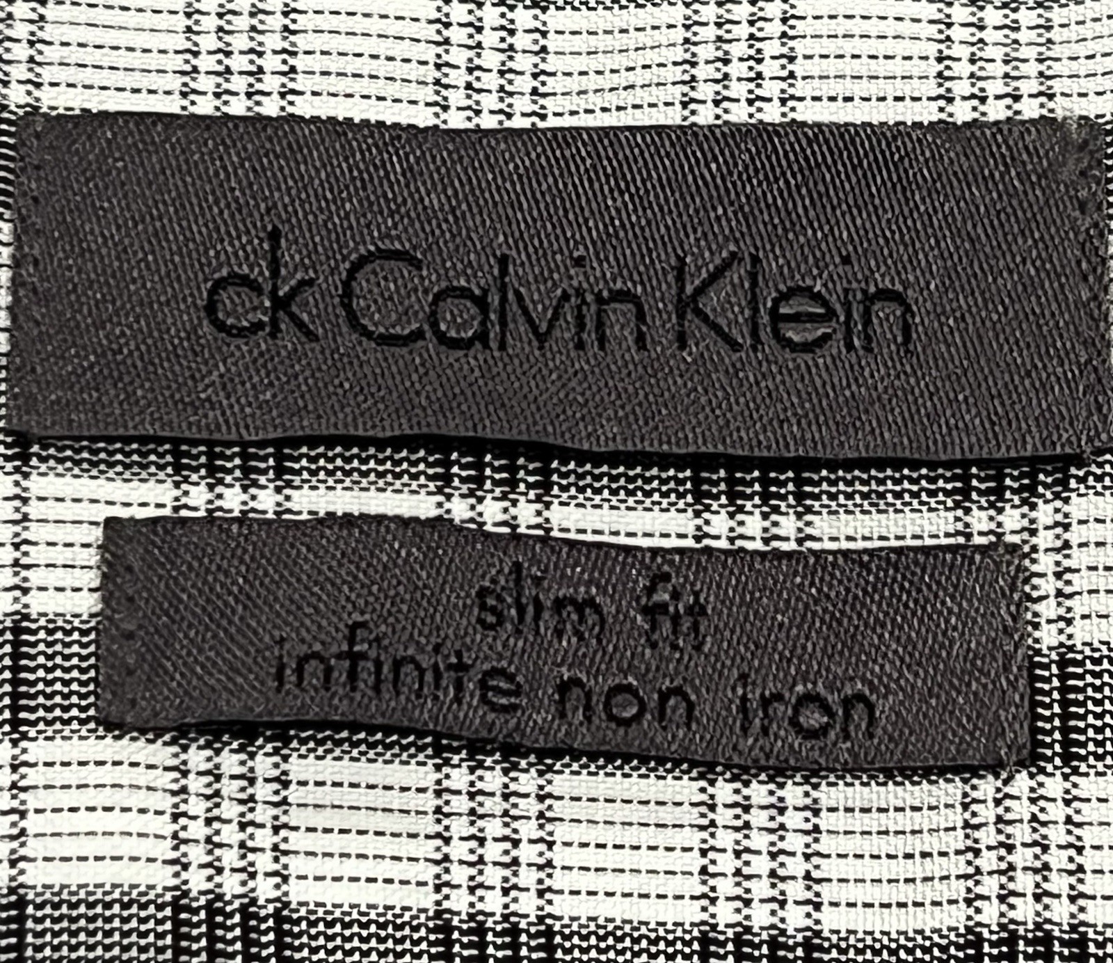 Calvin Klein Mens Infinite Non Iron Slim Fit Stretch Dress Shirt 14.5 32-33 thumbnail 9