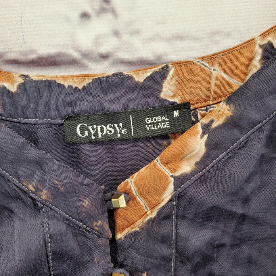 GYPSY GLOBAL VILLAGE 女式中号束腰纽扣 3/4 袖缎面印花 — 第 3/4 张图片