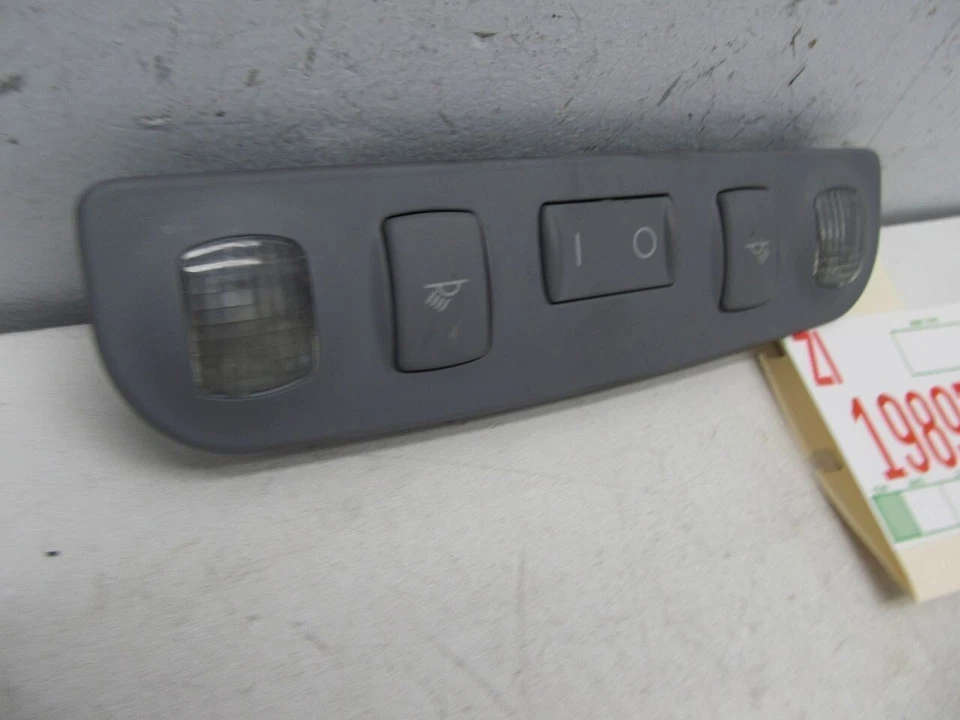 Luz domo superior A4 1998 2000 Audi techo lectura mapa lámpara OEM Foto 2 de 4