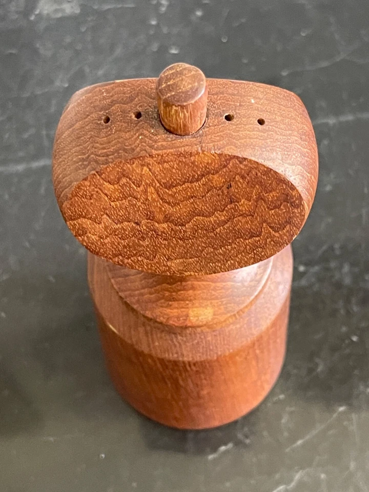 Vintage Denmark Jens H. Quistgaard Teak Wood Salt Shaker and Pepper Mill Grinder - Image 4 of 4