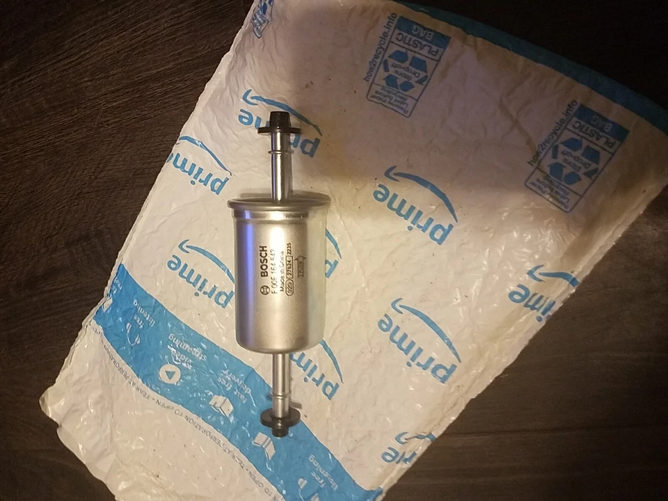 2006 Ford Explorer V8 4.6 Fuel Filter - Image 4 of 4