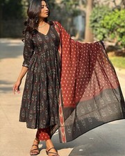 Women Cotton Printed V-Neck A-Line Kurta And Pant Set With Dupatta