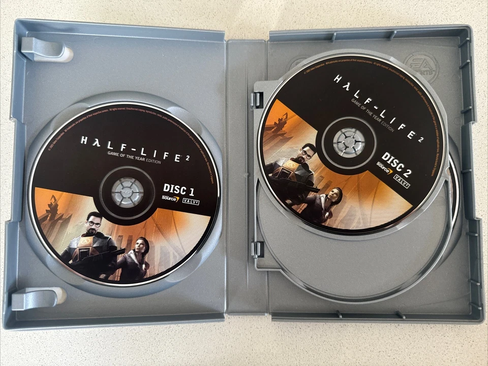 Half-Life 2: Game Of The Year Edition - PC - Complete in Box - Free Postage! - Image 4 of 4