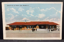 Postcard Kansas Iola Santa Fe Railroad Depot Station-2